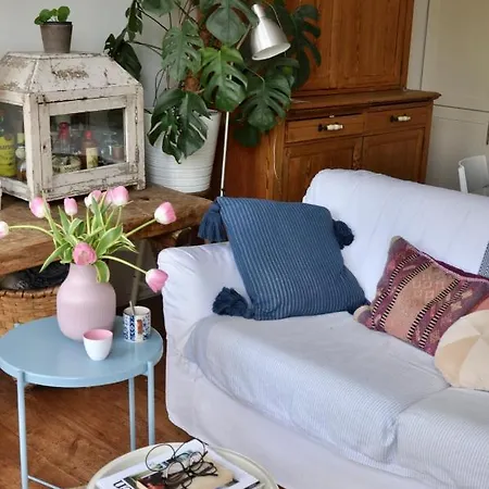 Homeawayhome C&r 1 *