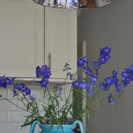 Homeawayhome C&r 1 *