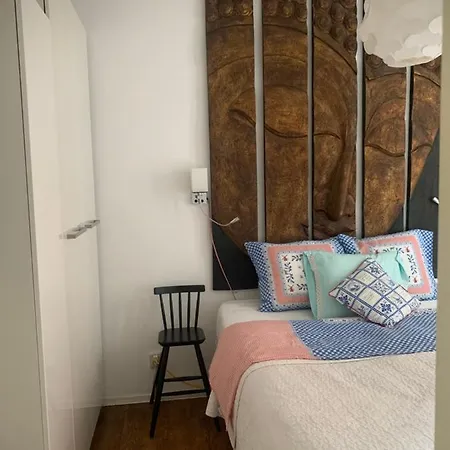 Homeawayhome C&r 1 *