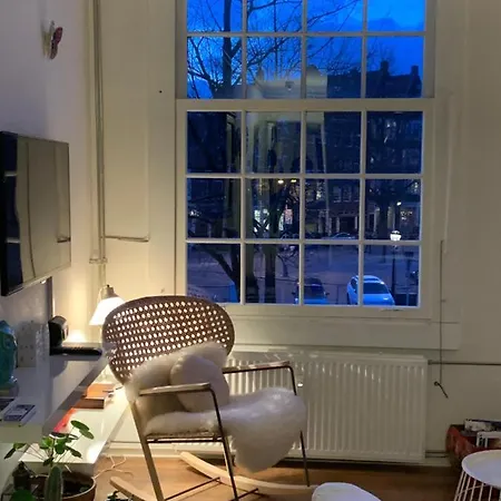 Homeawayhome C&r 1 *