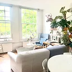 Homeawayhome C&r 1 *